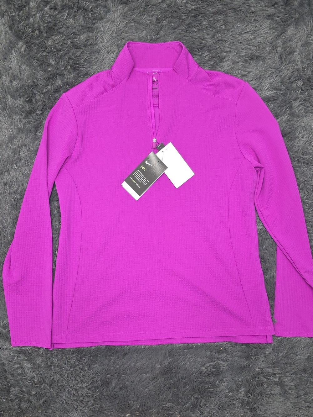 Nike- Dry Fit -Women’s Quarter-Zip Long Sleeve Top - Size L. NWT